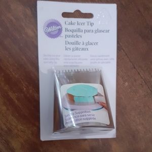 Wilton cake ice tip